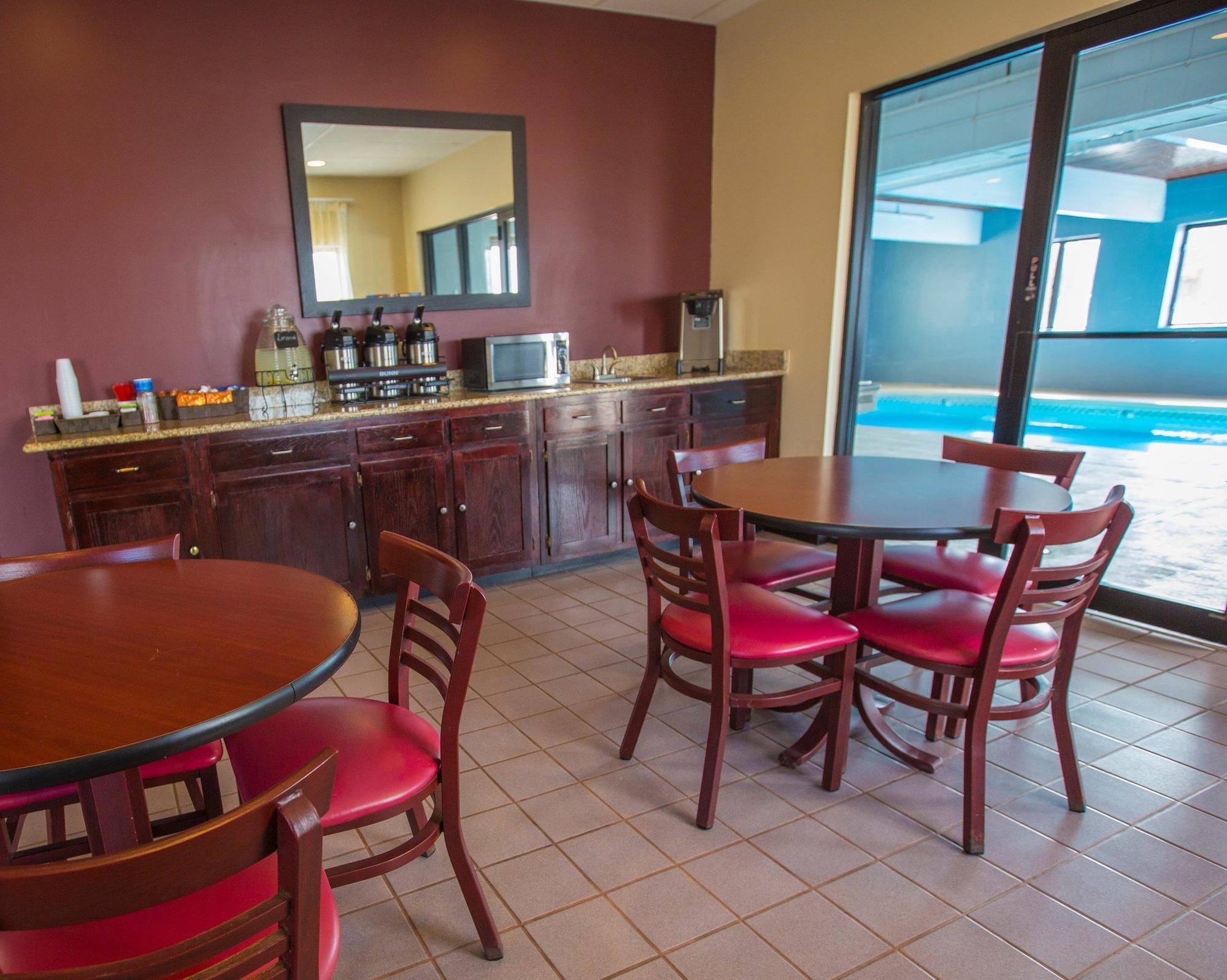 Red Roof Inn & Suites Middletown - Franklin Extérieur photo